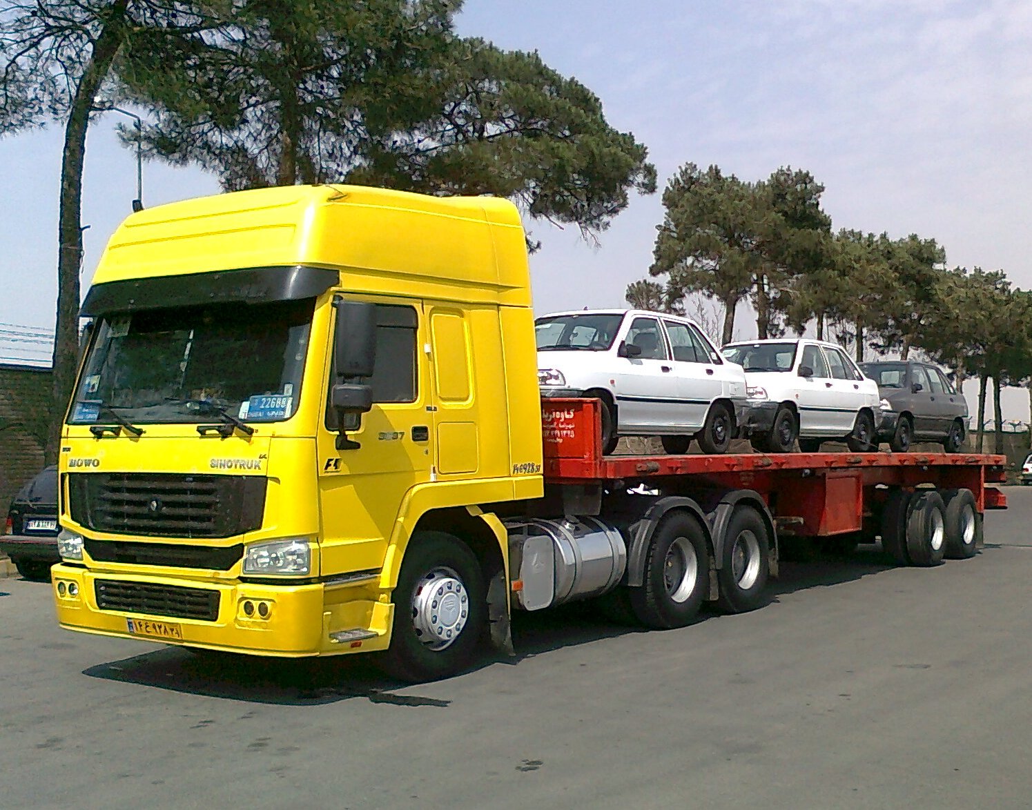 13米危险品车